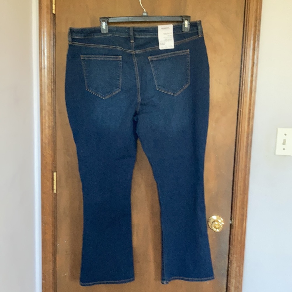 Sonoma jean midrise bootcut breathable stretch fabric jean size 22W Short - Picture 15 of 16